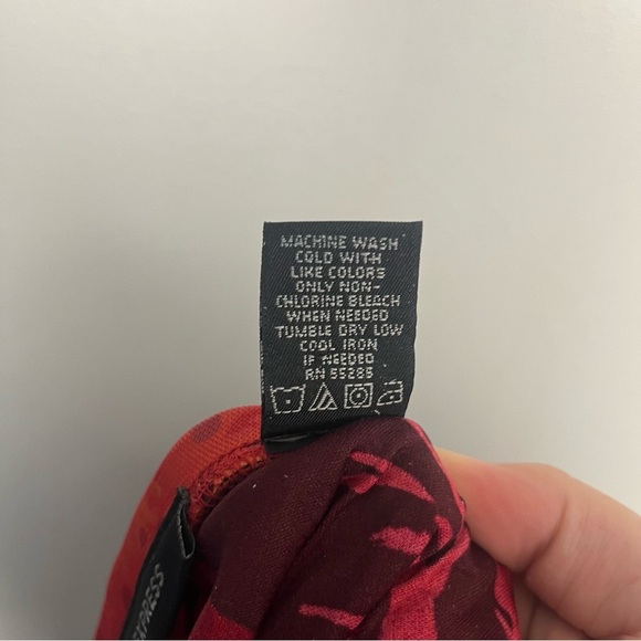 Vintage express Y2K mesh red sequin skirt size small - Picture 6 of 6